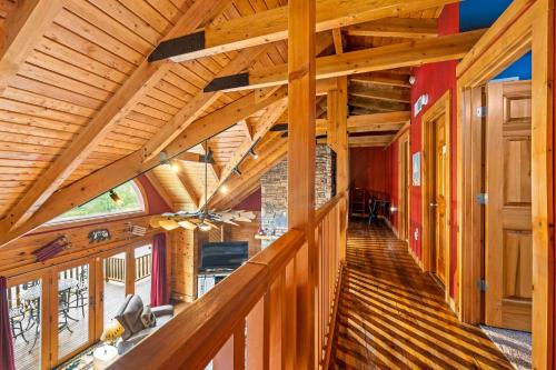 Lakeside Log Home, Private Dock, Near Ark! in ดราย ริดจ์ (KY)