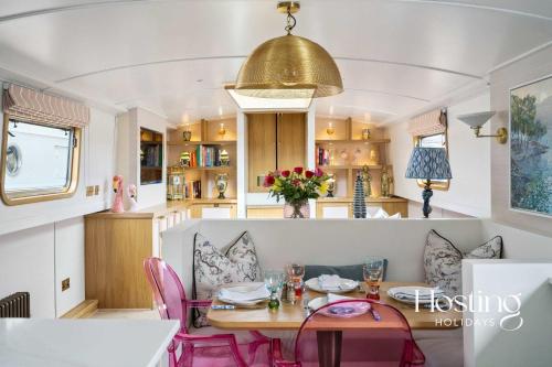 The Opal - Luxury 2-Bed Houseboat, Londyn (zdjęcie 6)