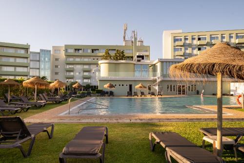 Axis Ofir Beach Resort Hotel in เอซโปเซนเด