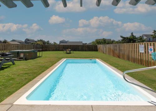 K1230 - Pool, Hot Tub, PETS OK, Ocean View, Foosball