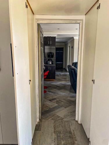 17 Zurich Drive House in 马盖特