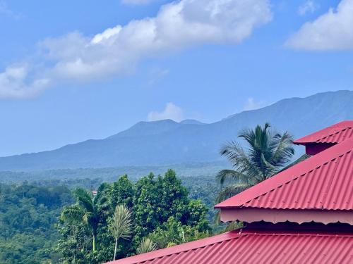 Villa Mirador vue mer et montagne in Petit-Bourg