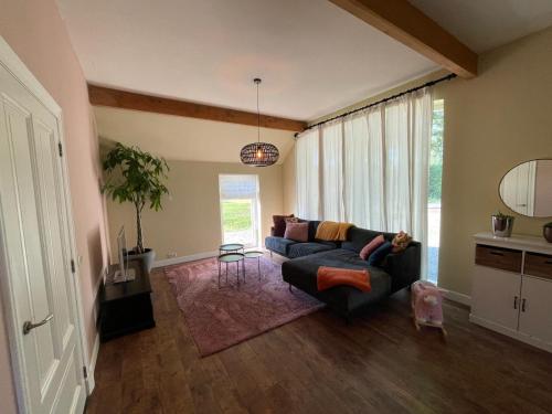 บริการและสิ่งอำนวยความสะดวก, Gastvrij genieten in เอ็มเม่น