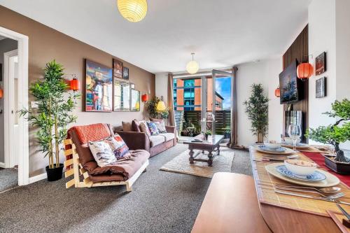 Anime Suite 15 Nights Stay with FreePark, Games and Netflix