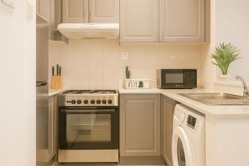 1 Bhk Huge Apartment In Heart of Dubai Marina, Dubai (foto 2)