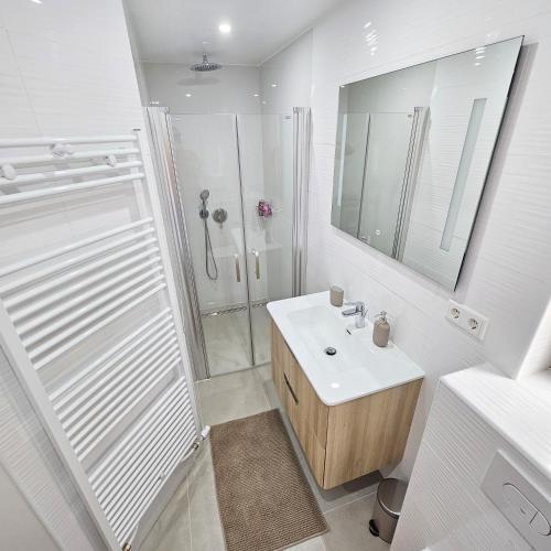 Shower, Ferienwohnung Popp Langen in Langen (Hessen)
