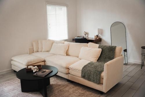 Cozy Med Center apartment! Free WiFi & Parking!