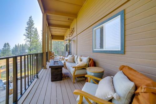 Mtn-View Oasis w/ Pool Access in Garden Valley in Crouch