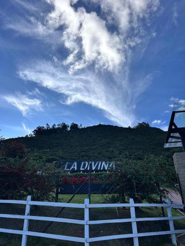 La Divina De Juaica