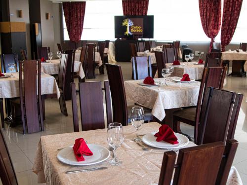 Restaurant, Hotel Ceibo Dorado in Portoviejo