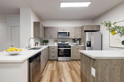 Deluxe Living in Marina Del Rey - Pool, Hot Tub, Gym, Los Ángeles (foto 5)