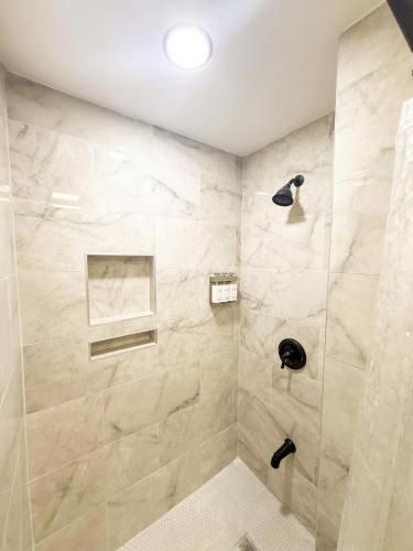 Town & Country Andover, NJ Area- Studio Unit in Andover Township (NJ)