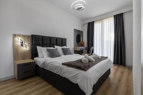 20th Floor Amazing View, Spa & Fitness Parking APT, Skopje