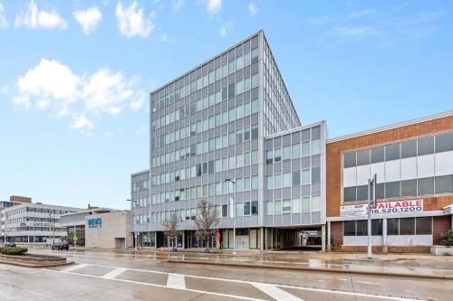 King Bed Comfort, Bidet, Fast Wi-Fi, Parking, Cleveland (zdjęcie 5)
