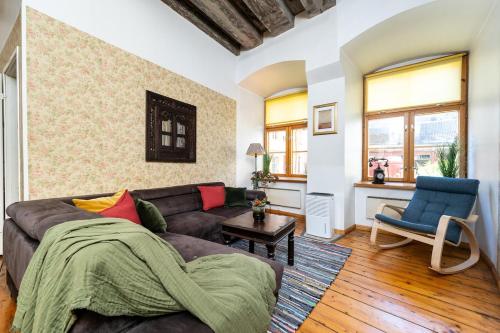 15th Century Flat with Parking, High Ceilings, Таллин (фото 7)