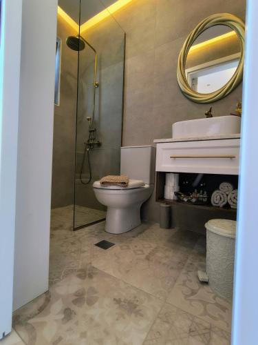 Polidoros tiny house in Itanos