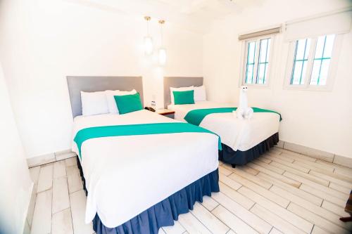 Twin room, lake view
