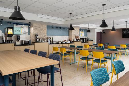 Garner Hotel Augusta West by IHG - 식음료(F&B)