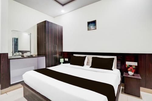 Super Townhouse Faizabad Road Opp BBD University