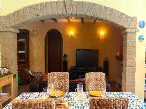Iekārtas, Villa with private pool, near the Sea in Altofonte