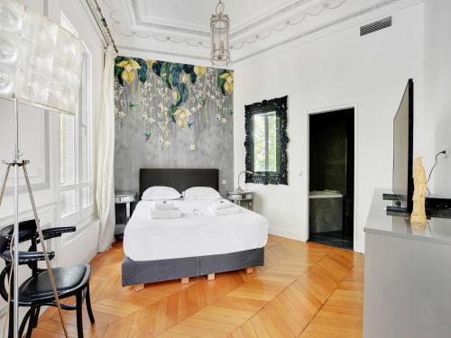 Magnificent Appt - 2BD4P - Georges V  Champs-Elysees