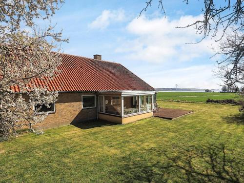 8 person holiday home in Harpelunde