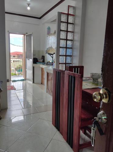 TS Transient House in Irisan