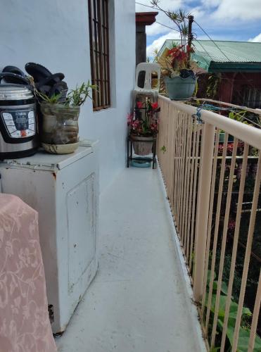 TS Transient House in Irisan