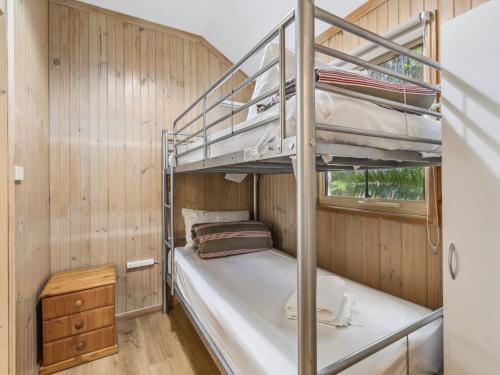 2 bedrooms, 2 beds
