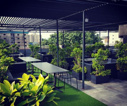 Hotel M'LYS