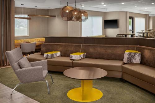 avla, SpringHill Suites by Marriott Lansing in Delta Center