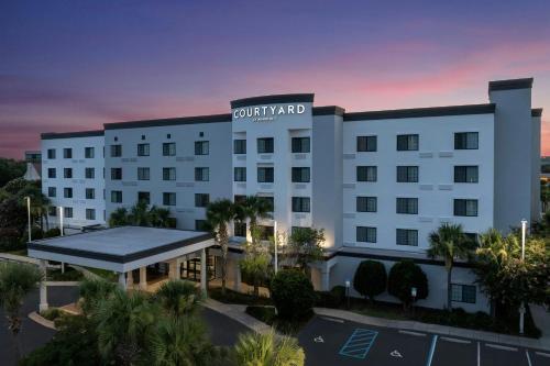 Courtyard by Marriott Pensacola Downtown - image 11