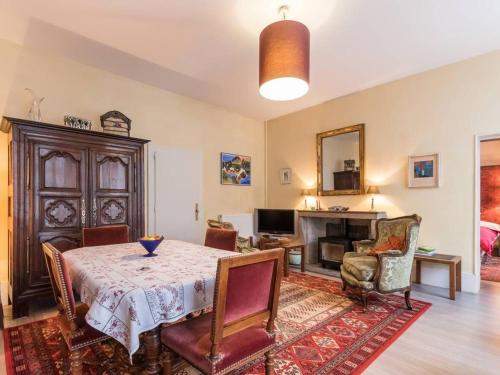 Charmant appartement historique à Vesoul, avec WIFI et parking - FR-1-583-508 (Charmant appartement historique a Vesoul, avec WIFI et parking - FR-1-583-508) in Vesoul