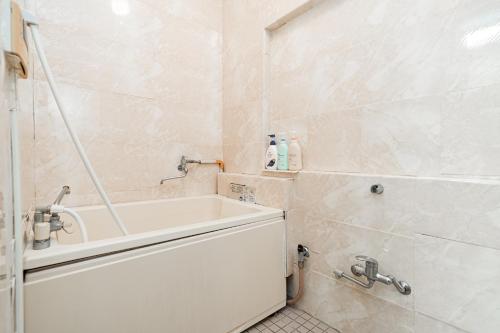 suzuki JP Traditional House Near SensojiTemple