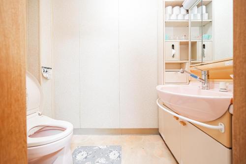 suzuki JP Traditional House Near SensojiTemple