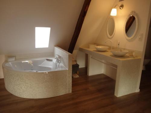 La Bromontoise Chambres d'Hôtes photo 19
