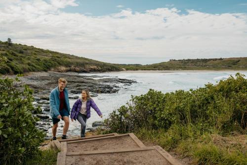 Strand, Crowne Plaza Shell Cove Marina by IHG in Shellharbour