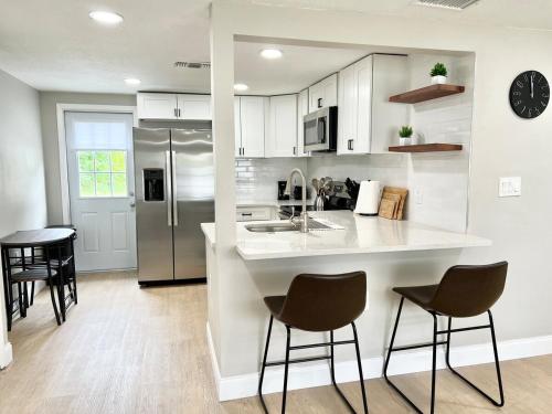 Cozy Remodeled House! in Bayonet Pont (FL)