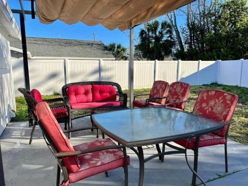 Cozy Remodeled House! in Bayonet Pont (FL)