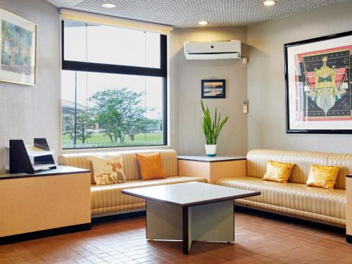 パルス イン 勝浦