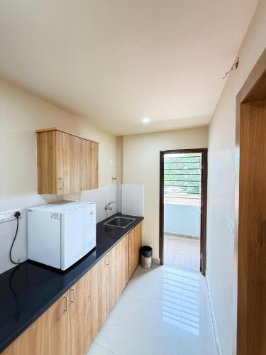 FLORA SUITES – Bangalore, MN