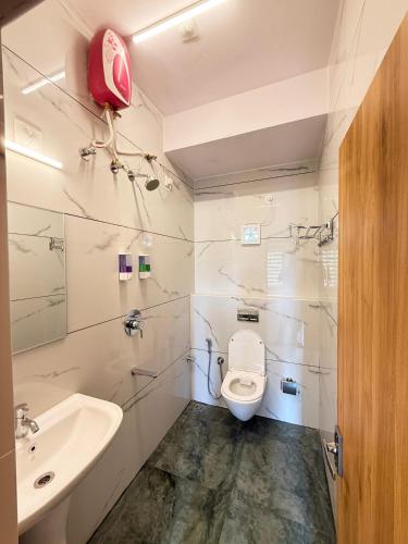 FLORA SUITES – Bangalore, MN