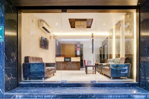 Entrance, Super Townhouse Guwahati Railway Station Formerly Niharika Guest House in Guwahati
