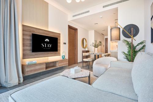 STAY BY LATINEM Luxury 1BR Holiday Home CC 0821 Near Downtown, Dubai