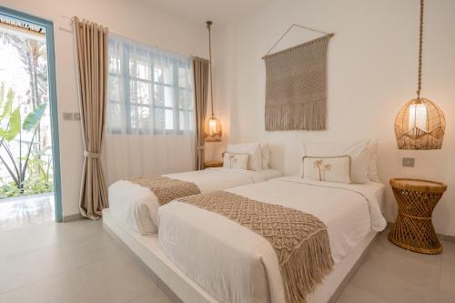 Seaesta Komodo Hotel & Hostel Room Type - Twin Room with Private Bathroom