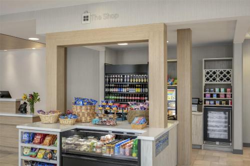 Hilton Garden Inn Eugene/Springfield - image 6