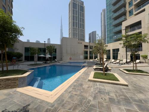 Lux Retreat with Iconic Burj Khalifa Views, Dubaj