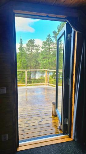 Cozy River Cabin Styled Loft in 基律納市中心