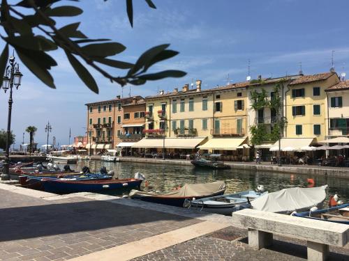 Oreste Suite, Lazise
