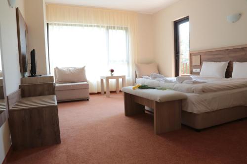 Sveti Nikola Family Hotel Sapareva Banya in Sapareva Baņa